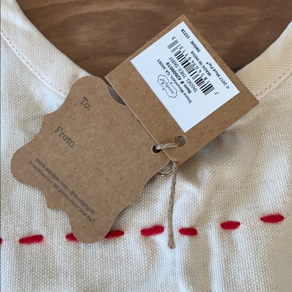 Mud Pie Red and Green Tassel Tree Skirt - Picture 8 of 16